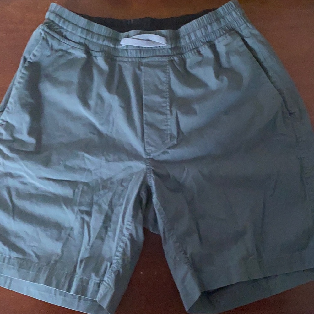 Lululemon Bowline Short. 7”